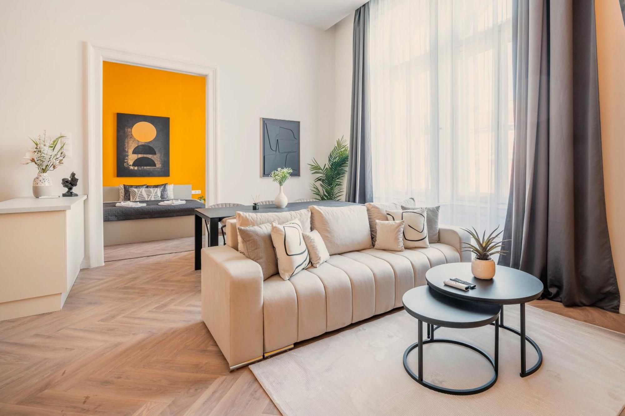 Exclusive Central 3Bedrm Stylish Residence By Prestige Homes Budapest Luaran gambar
